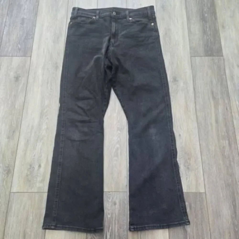 Levi's signature high waisted jeans black stretchy and comfortable womens 29